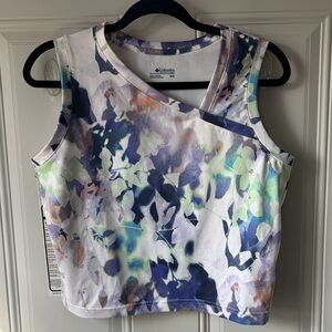 Columbia Bluff Mesa™ Asymmetrical Crop Tank
